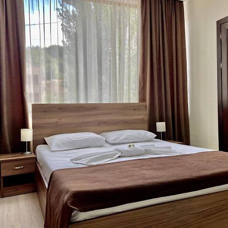 Merien Hotel Jereván Kültér fotó