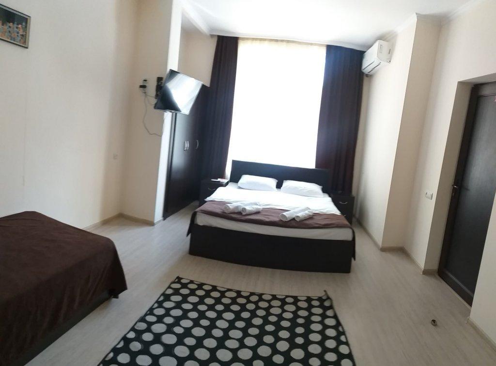 Merien Hotel Jereván Kültér fotó