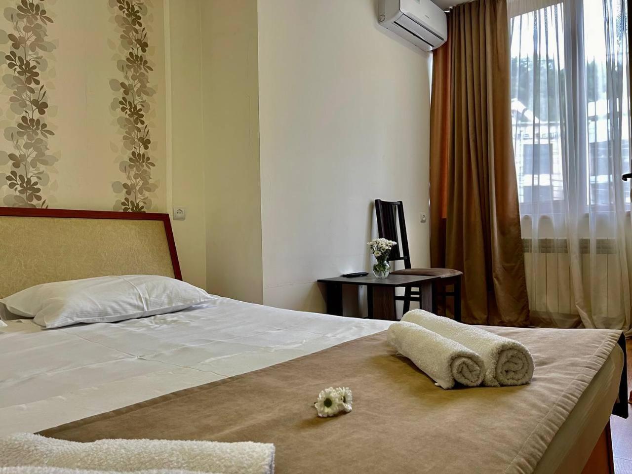 Merien Hotel Jereván Kültér fotó
